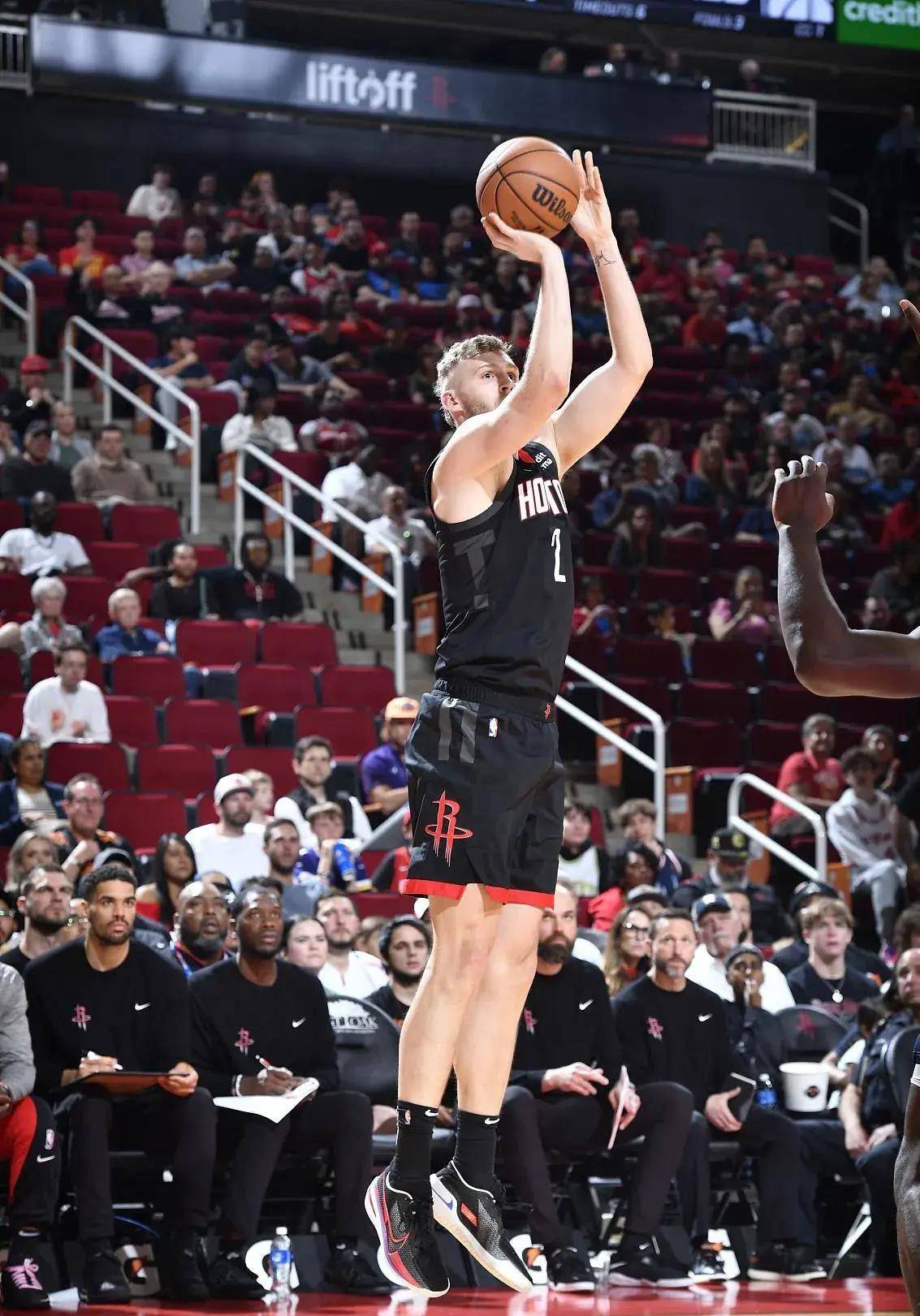 九游体育app -国际比赛日突围战来临;休斯敦火箭围绕意甲篮板制胜;质疑声仍在;团队化学反应显著的简单介绍