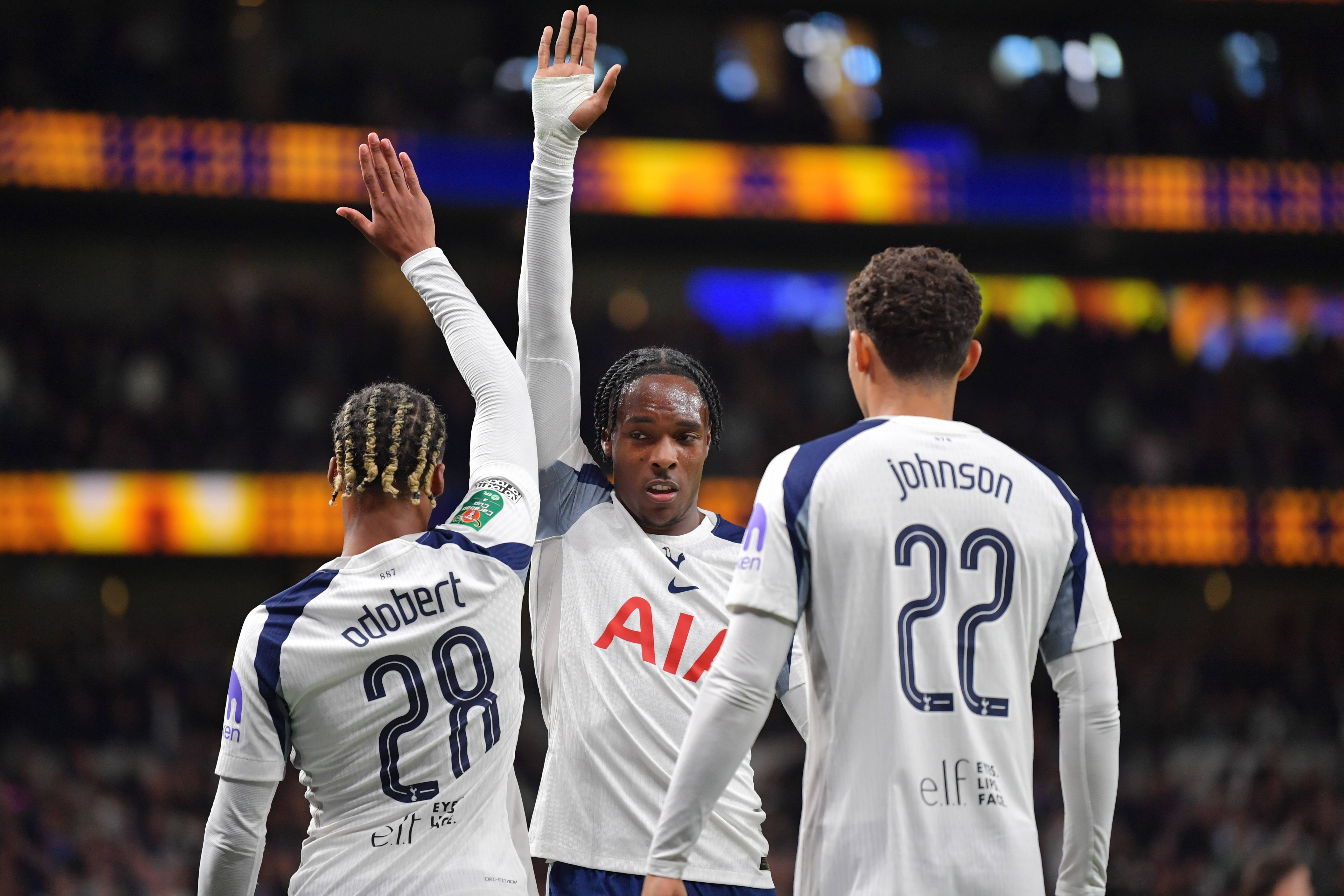 里程碑夜葡萄牙体育单刀错失，荷甲今夜刷纪录，气氛紧张，训练强度明显提升的简单介绍-九游体育app